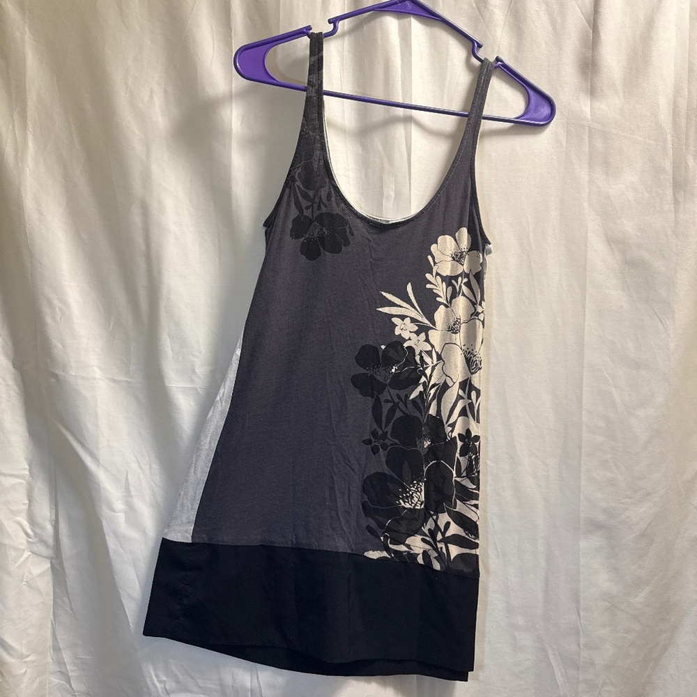 Express Dress - Picture 2 of 2